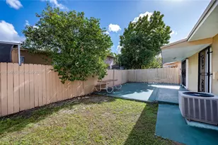 201 NW 34th Ave, Miami, FL 33125 - Photo 22