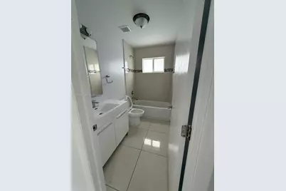 2121 NW 72nd #2121, Miami, FL 33147 - Photo 10