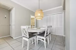 5601 Collins Ave, Miami Beach, FL 33140 - Photo 8
