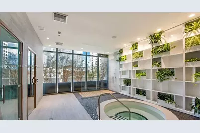 45 SW 9th St #3210, Miami, FL 33130 - Photo 16