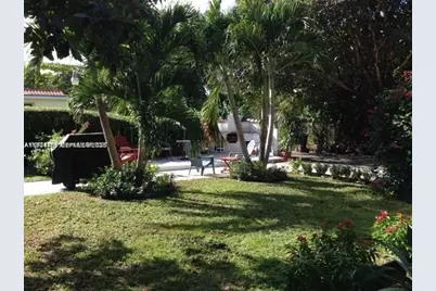 274 NW 92nd St #-, Miami Shores, FL 33150 - Photo 8