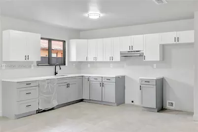 2420 NW 6th Ct, Pompano Beach, FL 33069 - Photo 4