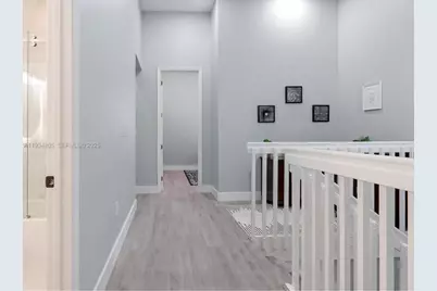 14709 SW 6th St, Pembroke Pines, FL 33027 - Photo 24