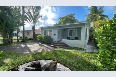 1955 Washington St, Hollywood, FL 33020 - Photo 22
