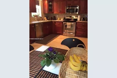 274 NW 92nd St, Miami Shores, FL 33150 - Photo 18