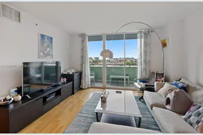 90 Alton Rd #807, Miami Beach, FL 33139 - Photo 2