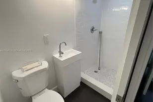 1955 Washington St, Hollywood, FL 33020 - Photo 10