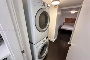 1955 Washington St, Hollywood, FL 33020 - Photo 8