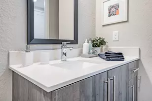 9251 NW 57th St, Tamarac, FL 33351 - Photo 18