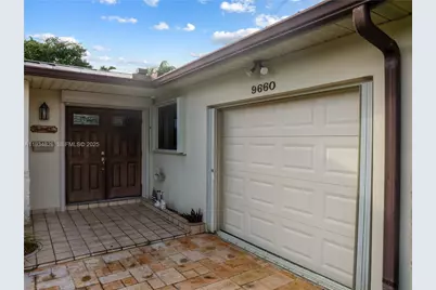 9660 SW 105th Ave, Miami, FL 33176 - Photo 4
