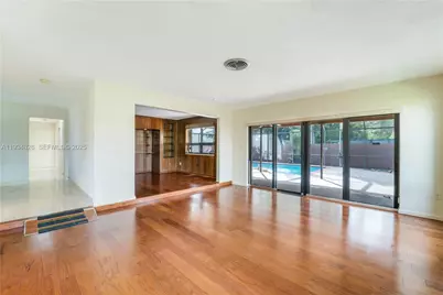 9660 SW 105th Ave, Miami, FL 33176 - Photo 8