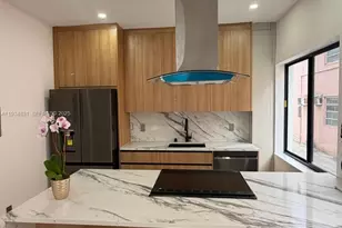 2436 SW 7th St, Miami, FL 33135 - Photo 6