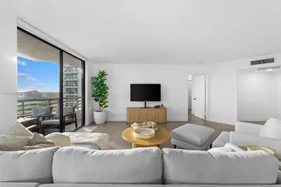 3300 NE 191st St #1813, Aventura, FL 33180 - Photo 6