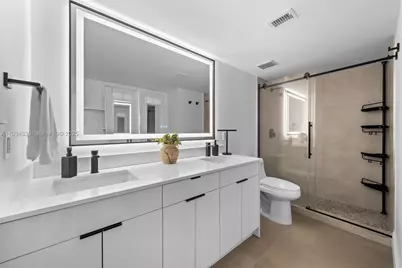 3300 NE 191st St #1813, Aventura, FL 33180 - Photo 18