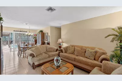 1701 SW 92nd Pl, Miami, FL 33165 - Photo 8