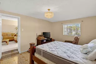 1701 SW 92nd Pl, Miami, FL 33165 - Photo 20