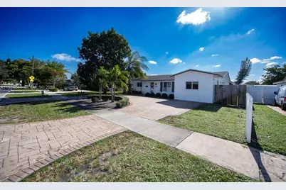 5012 Taft St, Hollywood, FL 33021 - Photo 1