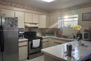 10320 SW 154th Cir Ct, Miami, FL 33196 - Photo 8