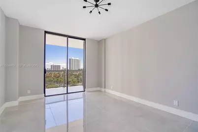 20281 E Country Club Dr #501, Aventura, FL 33180 - Photo 14