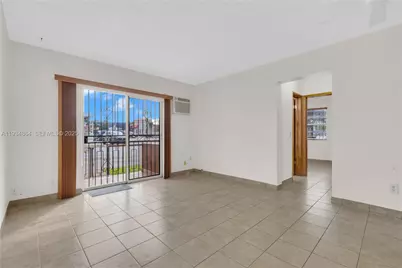 47 NW 47th Ave #1, Miami, FL 33126 - Photo 4