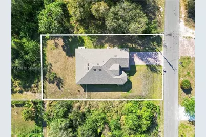 2802 40th St SW, Lehigh Acres, FL 33976 - Photo 14