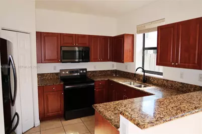 11334 SW 236th St #11334, Homestead, FL 33032 - Photo 8