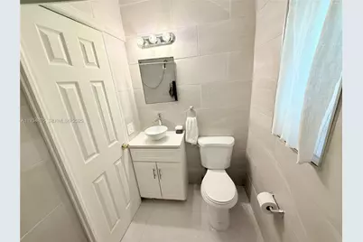 254 E Dania Beach Blvd #8, Dania Beach, FL 33004 - Photo 4