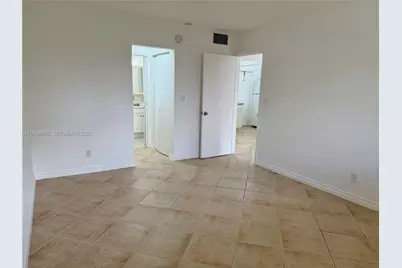 20201 NE 29th Ct #D334, Aventura, FL 33180 - Photo 10
