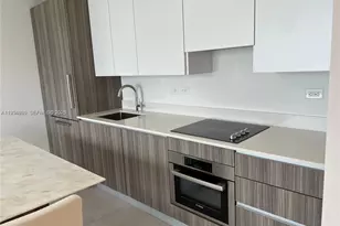239 SW 9th St, Miami, FL 33130 - Photo 6