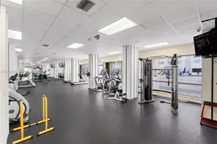 2750 NE 183rd St, Aventura, FL 33160 - Photo 42