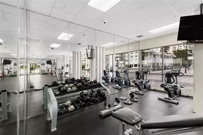 2750 NE 183rd St #2710, Aventura, FL 33160 - Photo 34