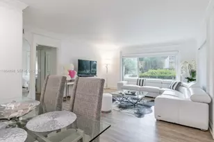 286 Bal Bay Dr, Bal Harbour, FL 33154 - Photo 1