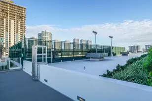 400 Sunny Isles Blvd, Sunny Isles Beach, FL 33160 - Photo 32