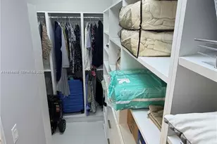 100 Bayview Dr, Sunny Isles Beach, FL 33160 - Photo 18