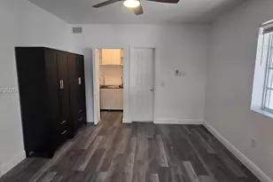 8430 Harding Ave, Miami Beach, FL 33141 - Photo 4
