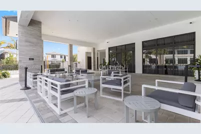8206 NW 43rd St, Doral, FL 33166 - Photo 26