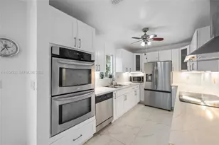 6960 Scott St, Hollywood, FL 33024 - Photo 10