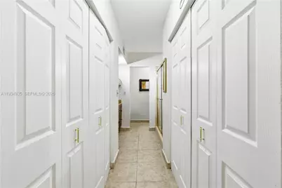 6358 Milk Wagon Ln, Miami Lakes, FL 33014 - Photo 22