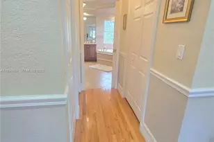 16422 NW 83rd Pl, Miami Lakes, FL 33016 - Photo 22