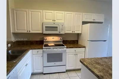 3550 Oleander Ter, Riviera Beach, FL 33404 - Photo 4