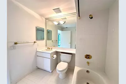 2600 Segovia St #701, Coral Gables, FL 33134 - Photo 12