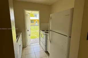 151 NW 164th St, Miami, FL 33169 - Photo 54