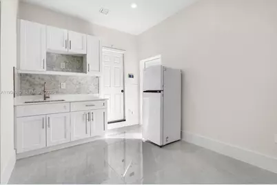 161Xx SW 44th Ln #1, Miami, FL 33185 - Photo 2