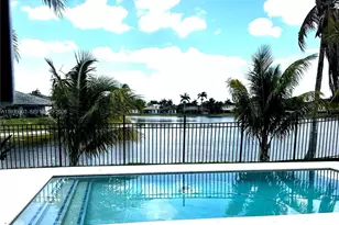 3713 SW 156th Ct, Miami, FL 33185 - Photo 2