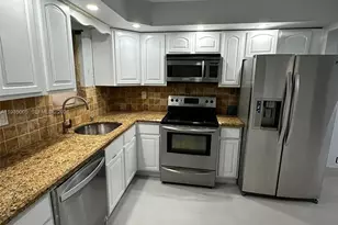 9440 SW 8th St, Boca Raton, FL 33428 - Photo 4