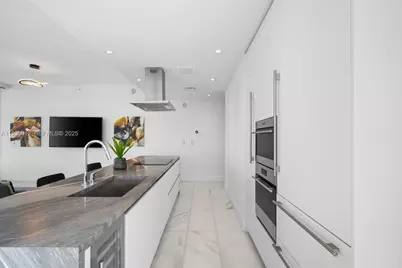 700 NE 26th Ter #4906, Miami, FL 33137 - Photo 10