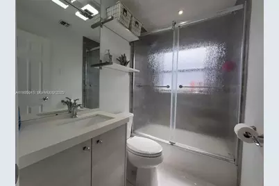 270 SE 7th St #270, Dania Beach, FL 33004 - Photo 14
