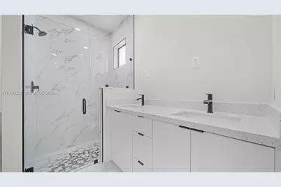 1121 Crocus St E, Lehigh Acres, FL 33974 - Photo 24