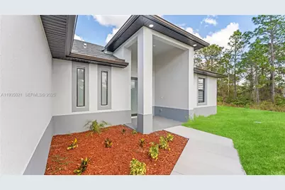 1121 Crocus St E, Lehigh Acres, FL 33974 - Photo 2