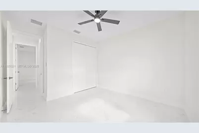 1121 Crocus St E, Lehigh Acres, FL 33974 - Photo 8